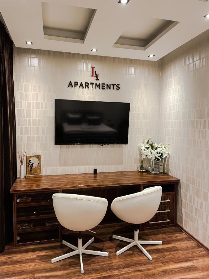Apartment Lupacova Прага Екстериор снимка